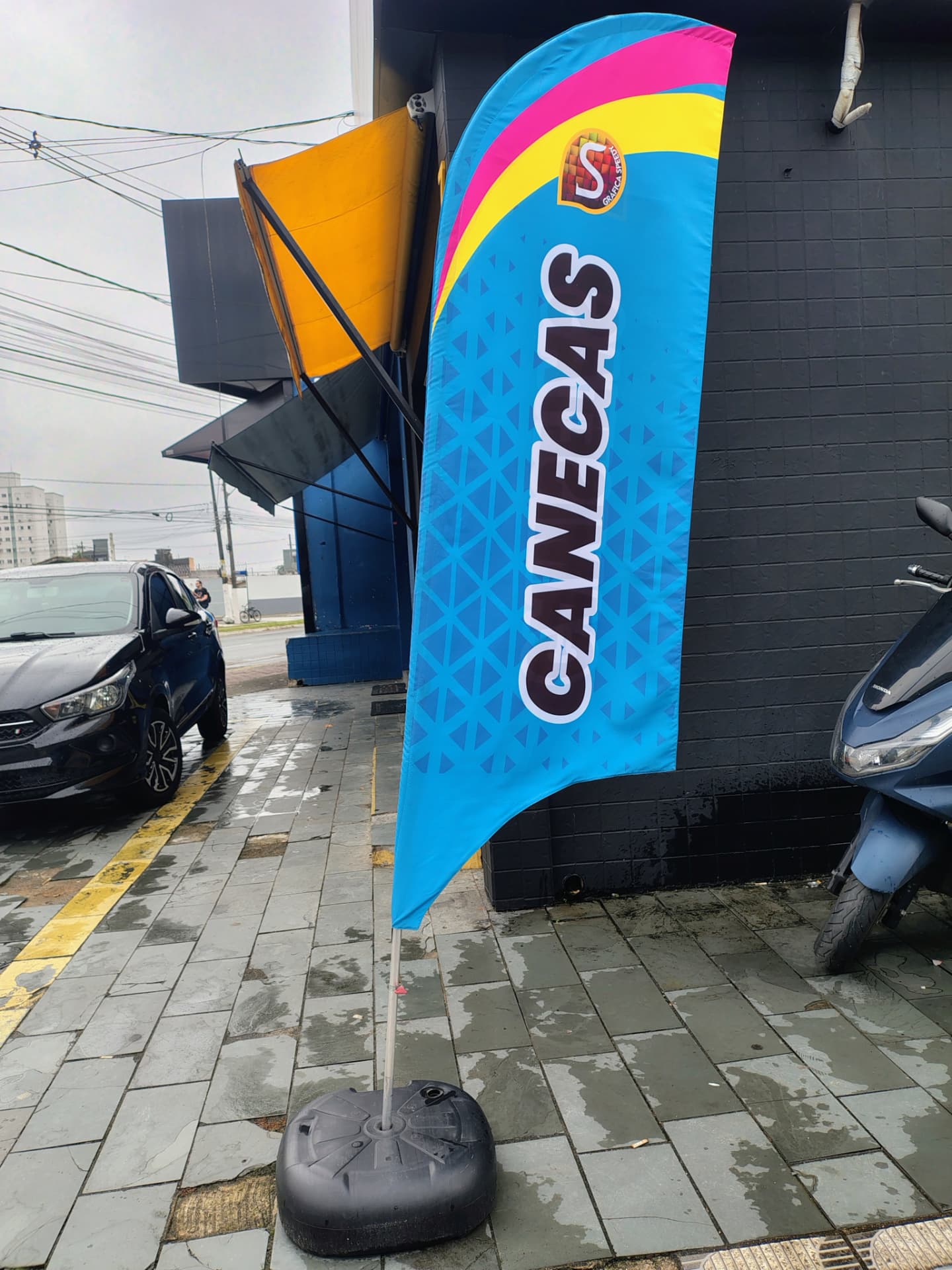 Wind banner personalizado produzido pela Speedy Gráfica